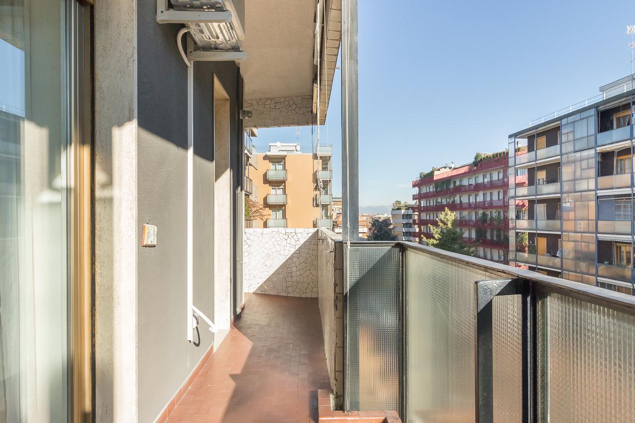 Alessia'S Flat- Sondrio M3 Daire Milano Dış mekan fotoğraf