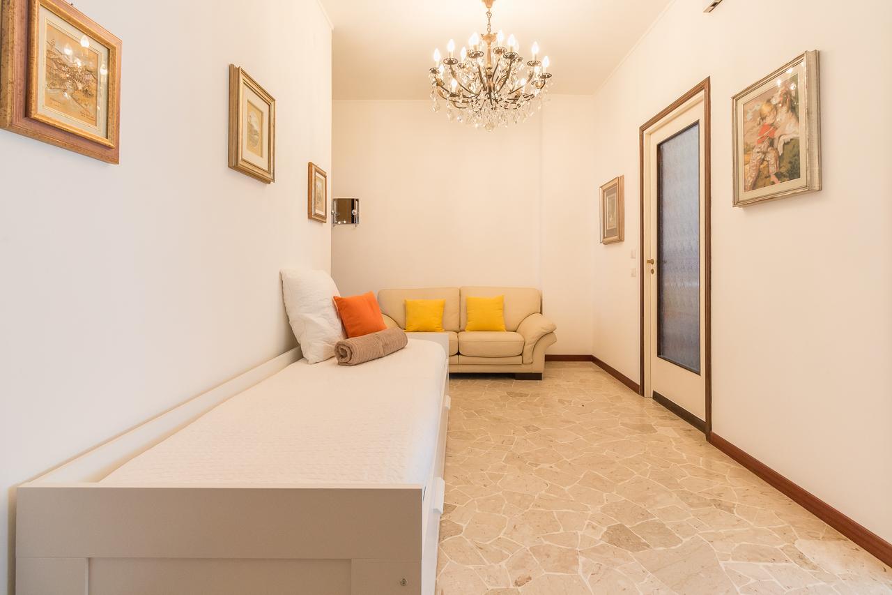 Alessia'S Flat- Sondrio M3 Daire Milano Dış mekan fotoğraf