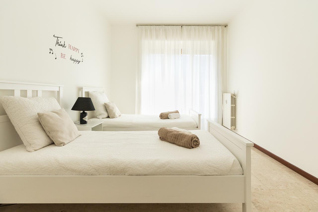 Alessia'S Flat- Sondrio M3 Daire Milano Dış mekan fotoğraf